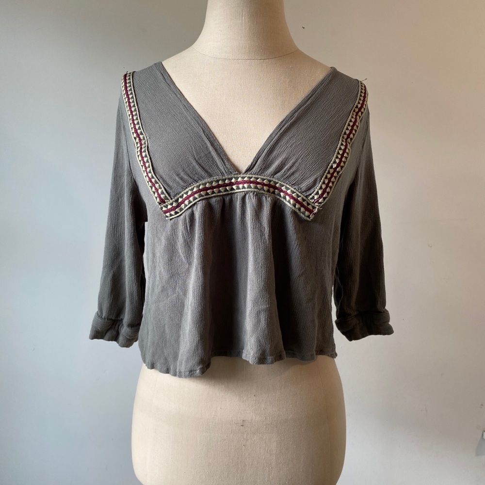 H&M | Olive cropped blouse